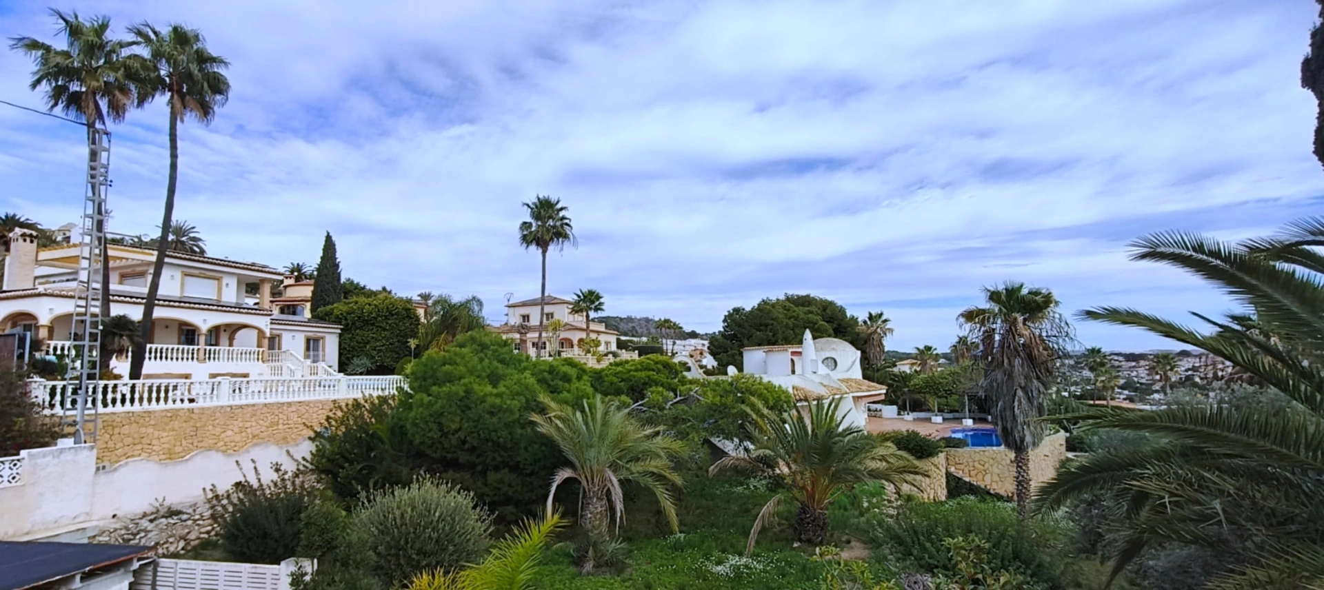 C420 - Impresionante villa con piscina y vistas espectaculares al Peñón