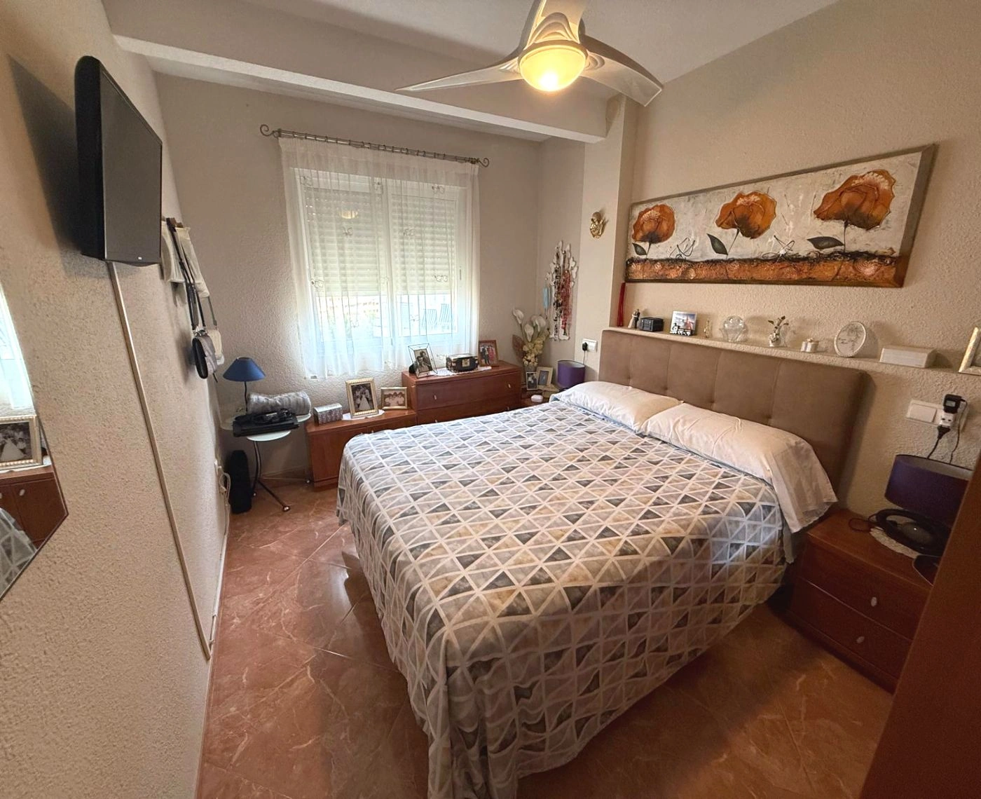 A424 - Bereit zum Einzug! Möblierte Wohnung mit Balkon im Stadtzentrum.