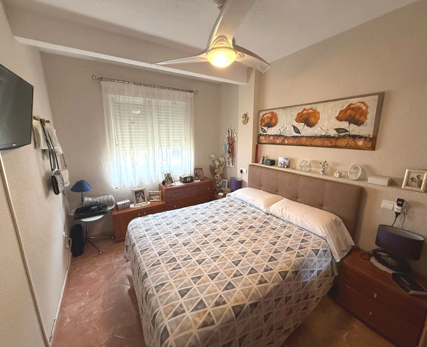 A424 - Bereit zum Einzug! Möblierte Wohnung mit Balkon im Stadtzentrum.