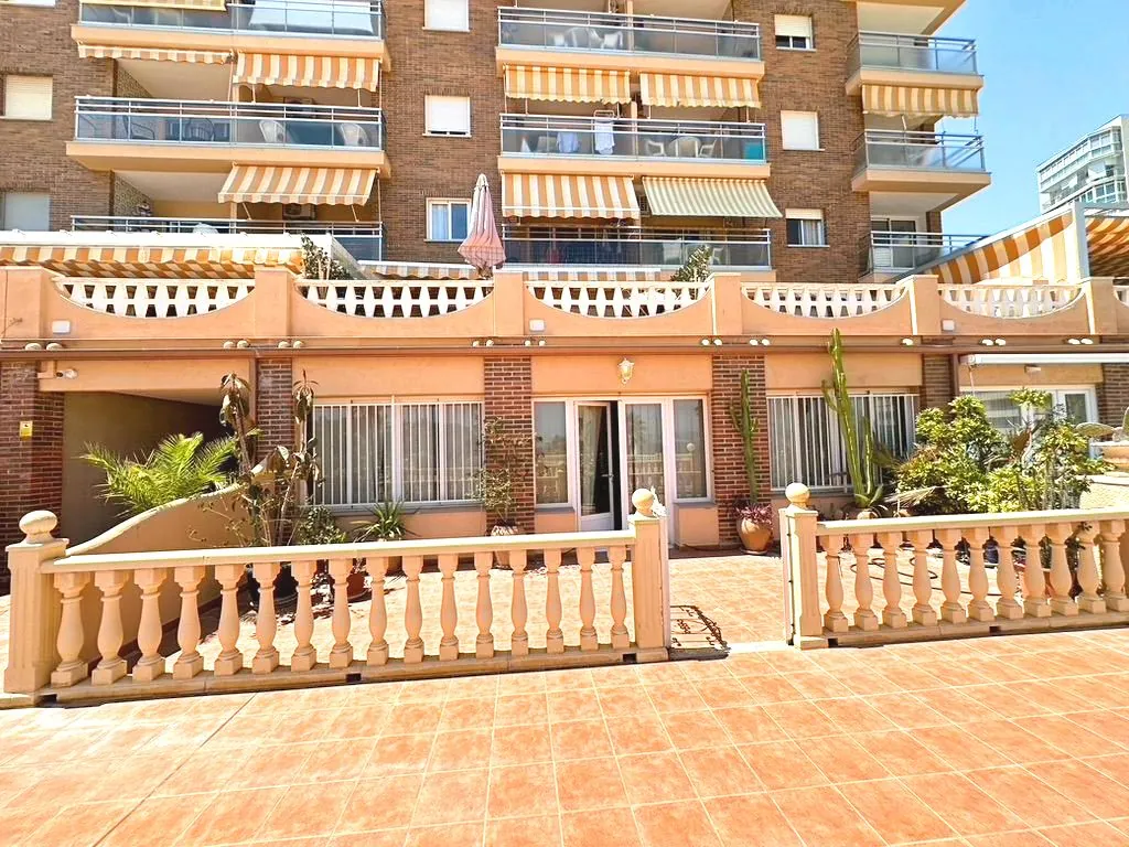 Apartamento con vistas al mar en playa La Fossa, Calpe