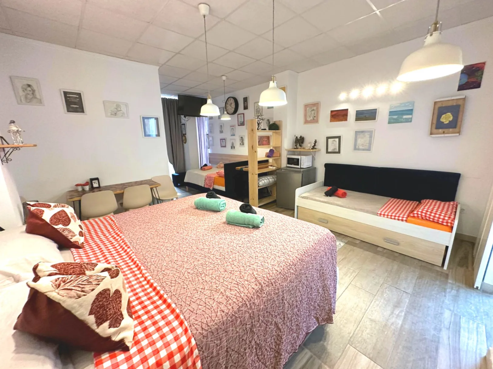 L93 - Pensión en pleno funcionamiento en centro histórico de Calpe
