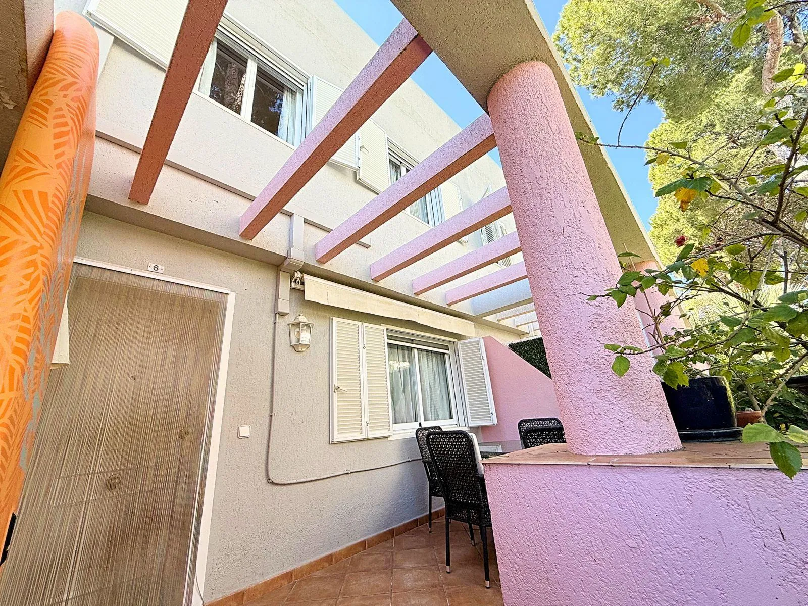 B434 - Exclusivo Bungalow en Primera Línea: Un Sueño hecho realidad