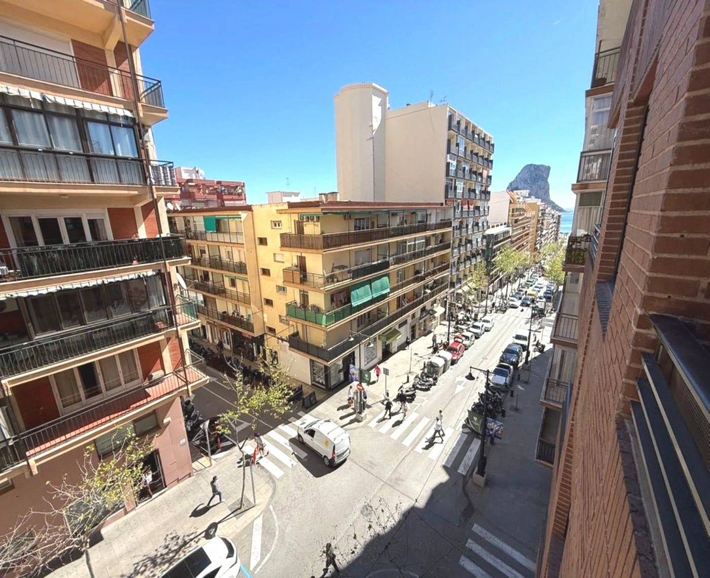 Lokalizacja bezkonkurencyjna: duże mieszkanie w centrum Calpe