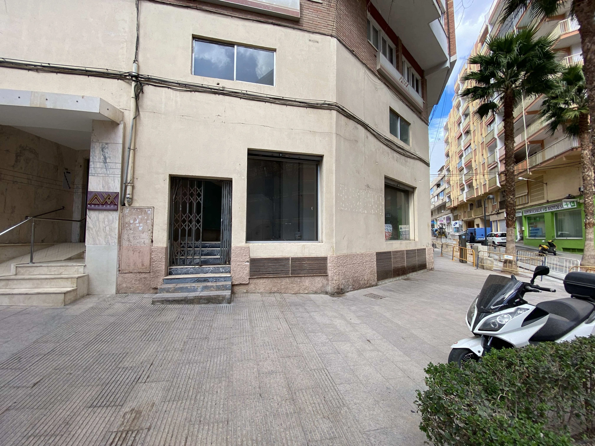 ALQL1 - Gran local comercial en el centro de Calpe