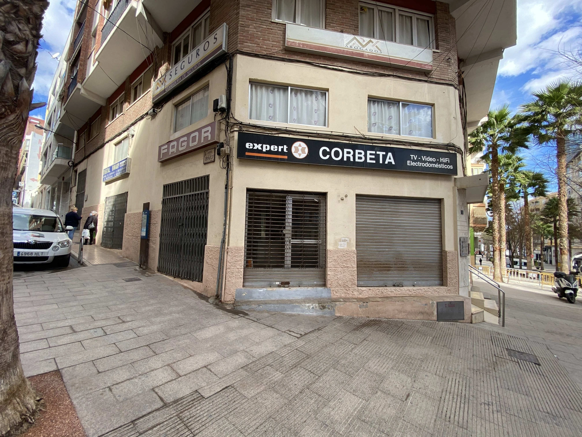 ALQL1 - Gran local comercial en el centro de Calpe