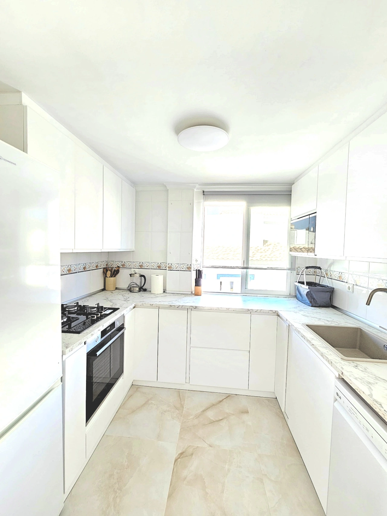 B361 - Dúplex con con 3 dormitorios en Calpe