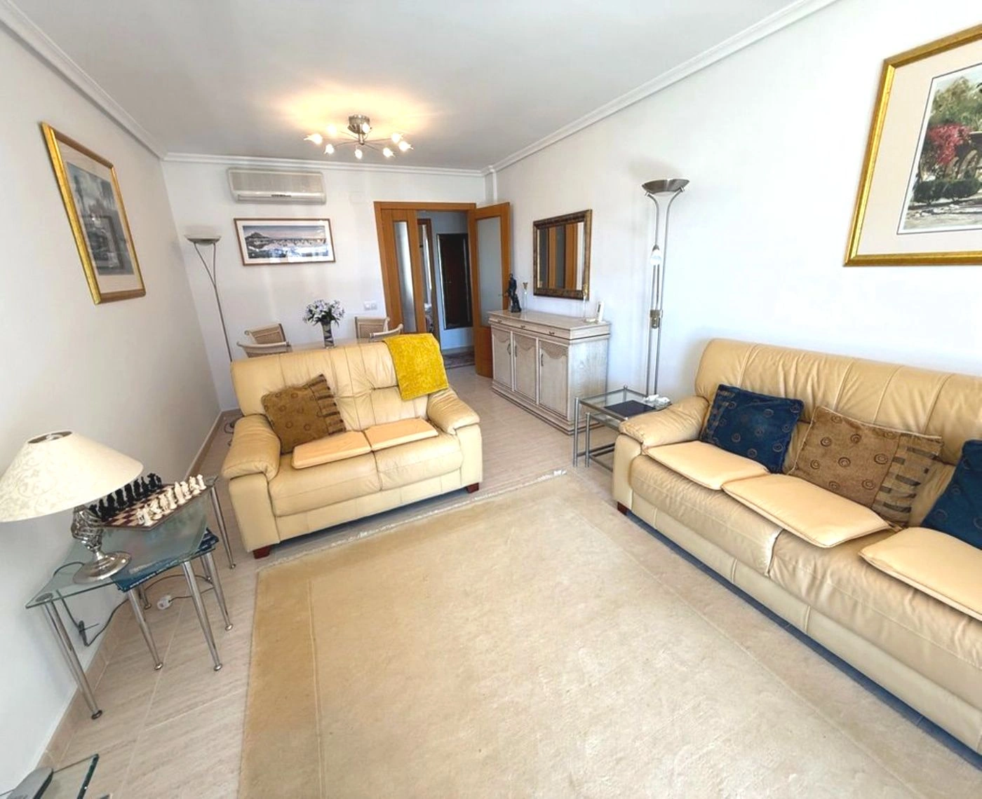 Licht appartement in het centrum van Calpe met parkeerplaats, zwembad en terras - Klaar om in te trekken!