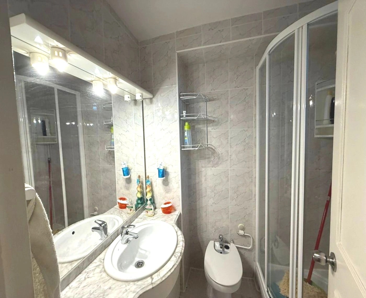 A433C - Opportunity in the heart of Calpe: close to Arenal beach and with all services at your fingertips.
