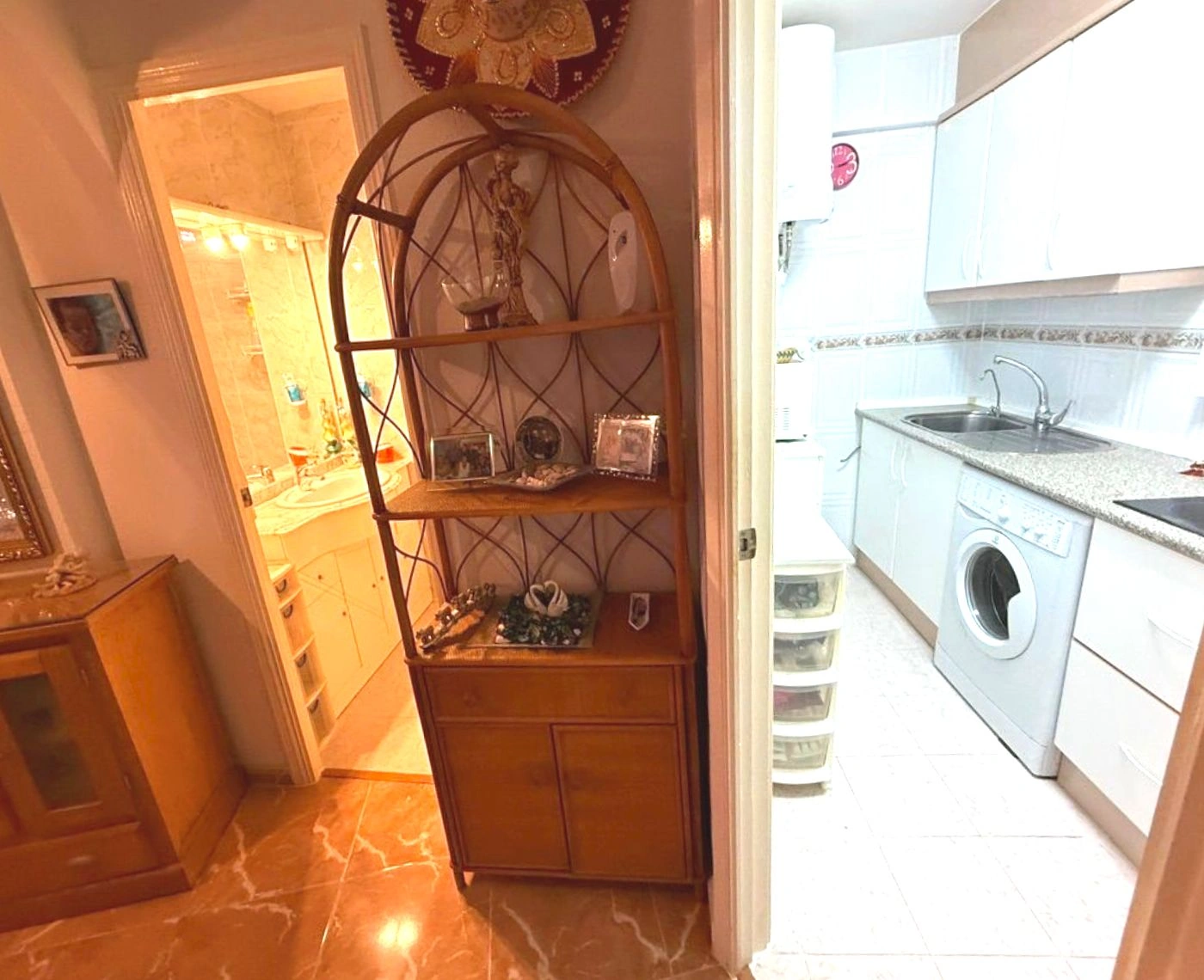 A433C - Opportunity in the heart of Calpe: close to Arenal beach and with all services at your fingertips.