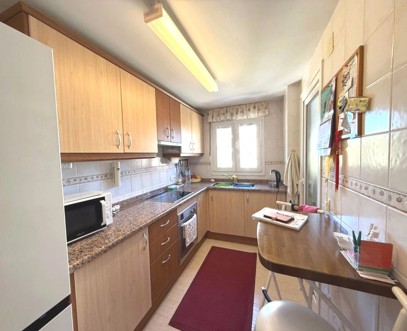 Licht appartement in het centrum van Calpe met parkeerplaats, zwembad en terras - Klaar om in te trekken!