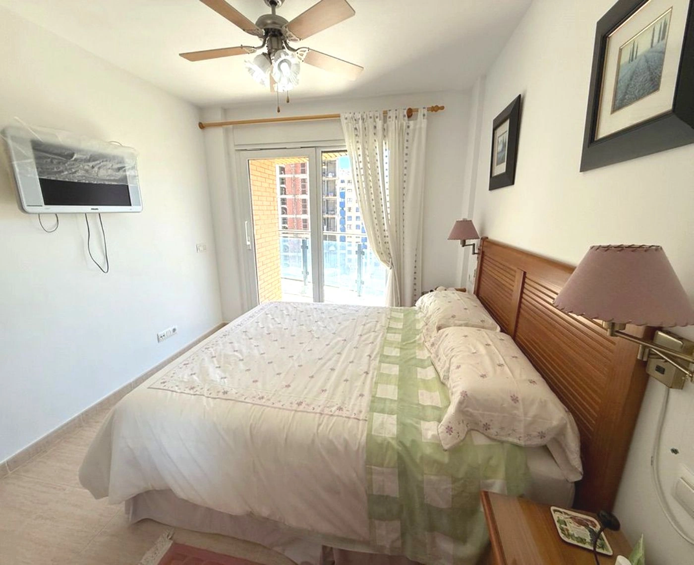 Licht appartement in het centrum van Calpe met parkeerplaats, zwembad en terras - Klaar om in te trekken!