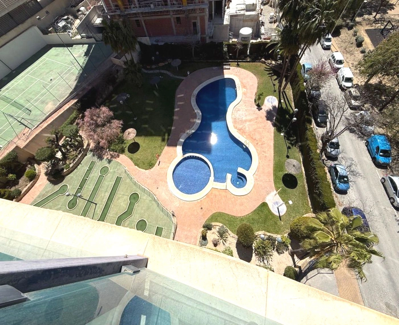 Licht appartement in het centrum van Calpe met parkeerplaats, zwembad en terras - Klaar om in te trekken!