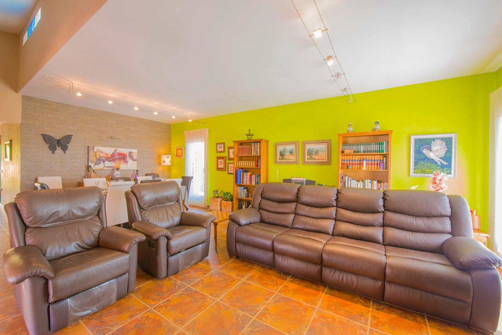 IN1M9VLQR - Excepcional villa en venta en Calpe ofrece el equilibrio perfecto entre comodidad y estilo.