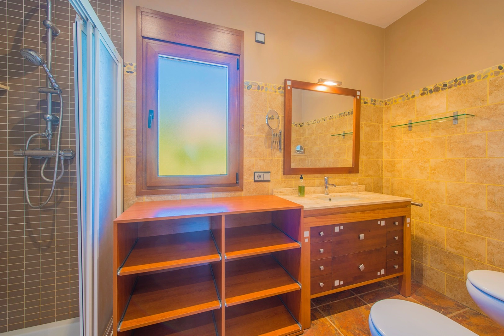 IN1M9VLQR - Excepcional villa en venta en Calpe ofrece el equilibrio perfecto entre comodidad y estilo.