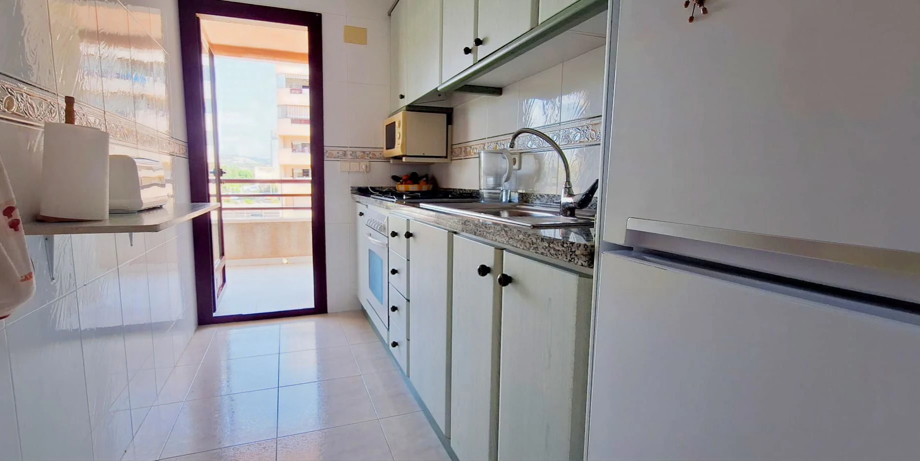 Wohnung mit 2 Schlafzimmern und zwei Terrassen in erster Reihe am Strand La Fossa, Calpe, inklusive Garage.