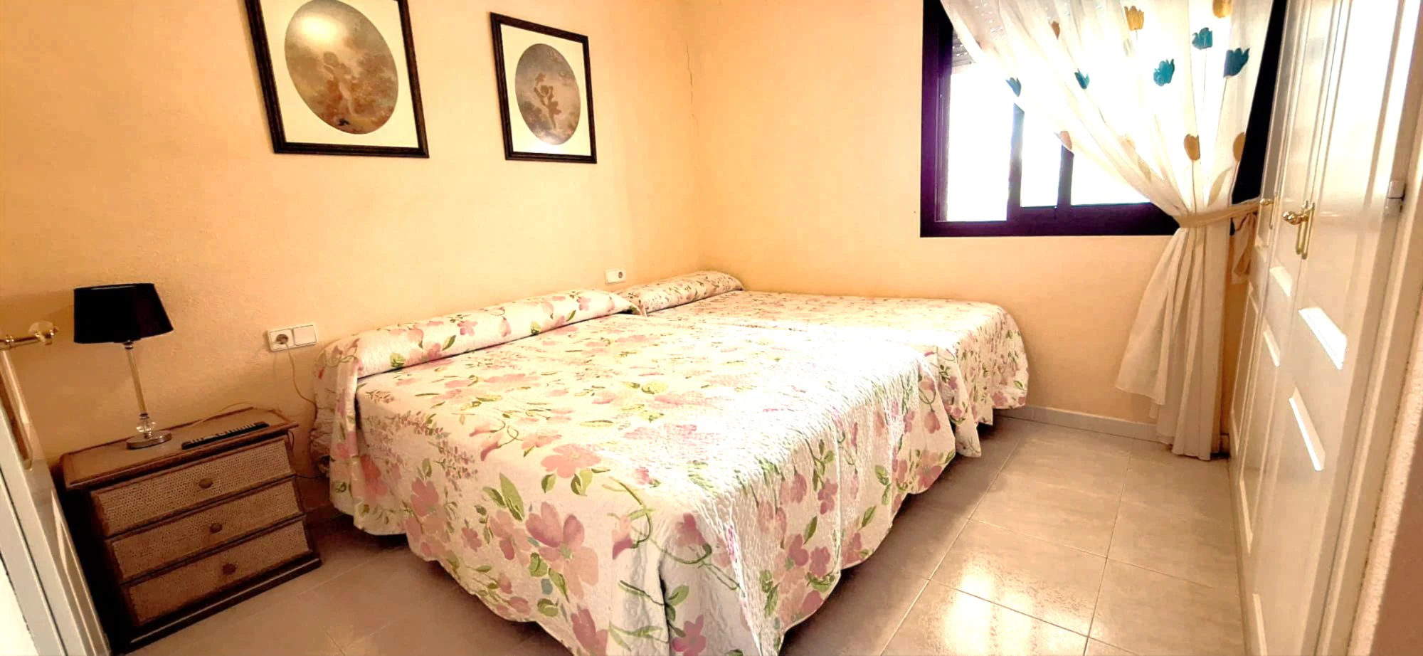 Wohnung mit 2 Schlafzimmern und zwei Terrassen in erster Reihe am Strand La Fossa, Calpe, inklusive Garage.