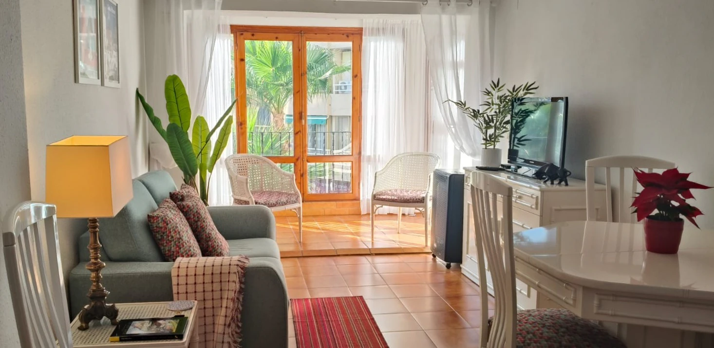 A432 - Zentral gelegenes Apartment mit 2 Schlafzimmern in Calpe, Arenal.