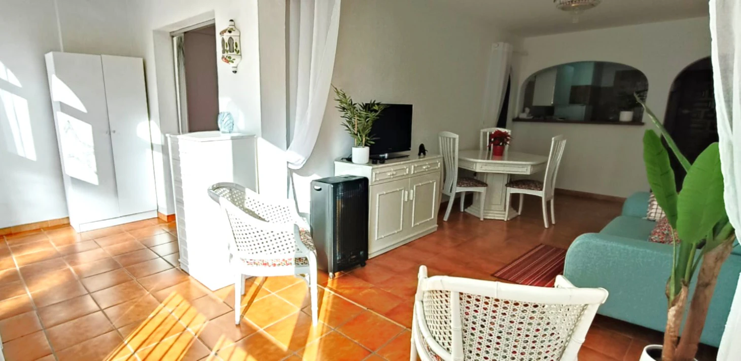 A432 - Zentral gelegenes Apartment mit 2 Schlafzimmern in Calpe, Arenal.