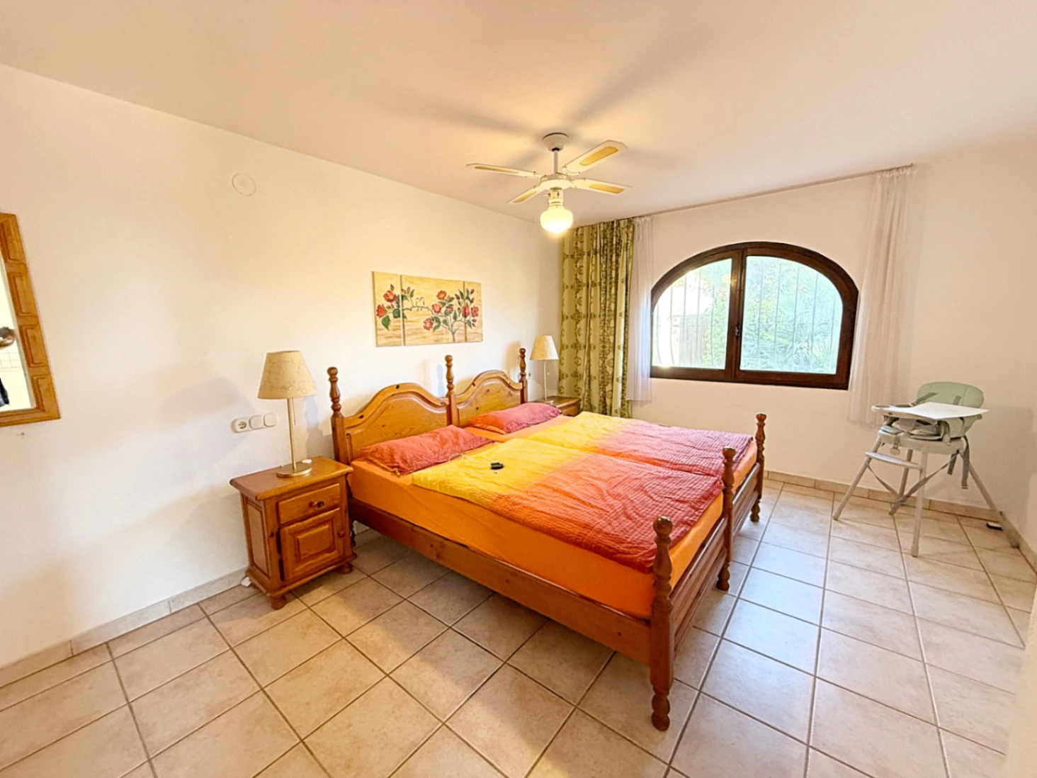 C423 - Joya Mediterránea con Vistas Infinitas: Un Refugio Impecable en Calpe