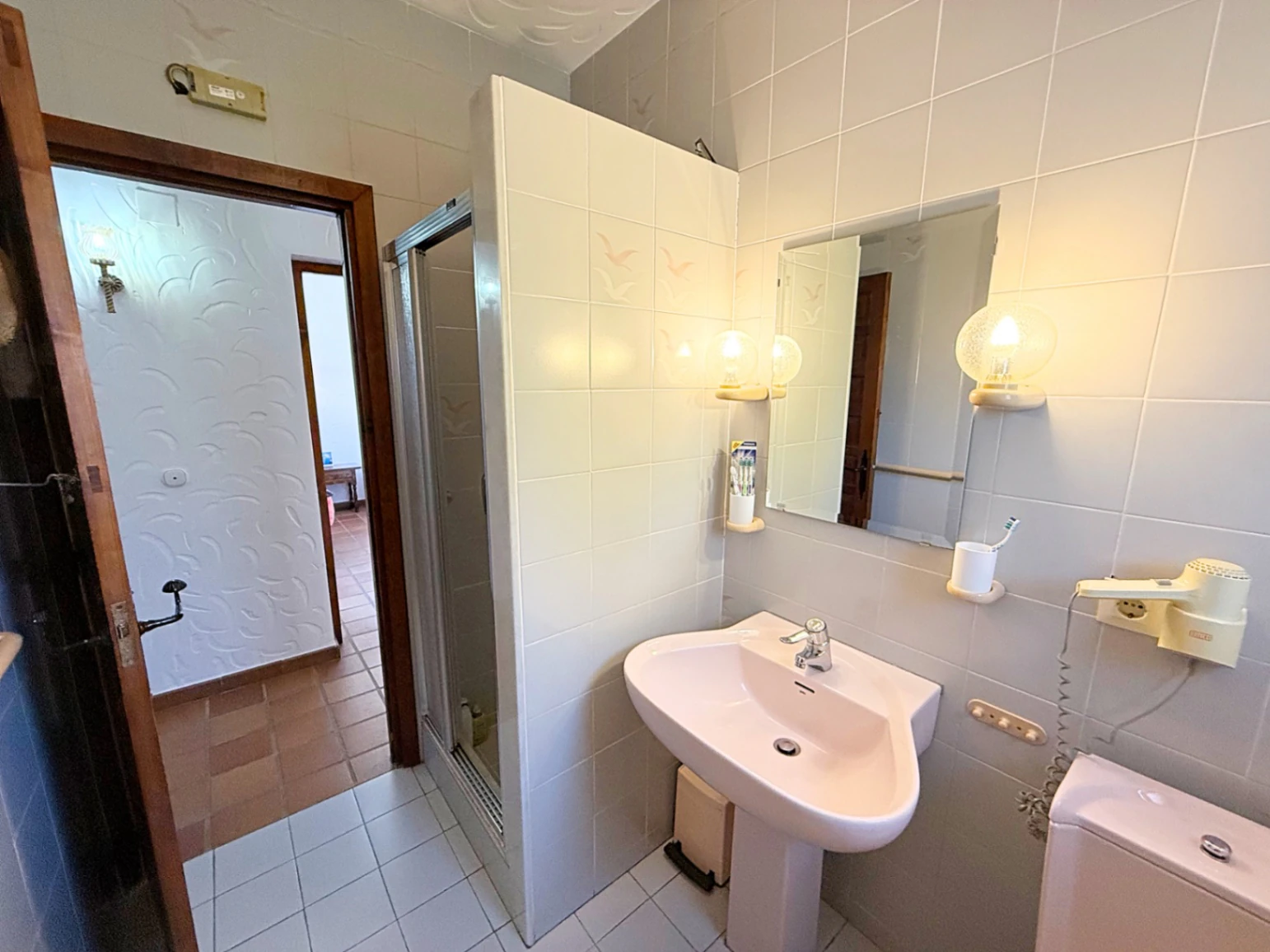 C423 - Joya Mediterránea con Vistas Infinitas: Un Refugio Impecable en Calpe