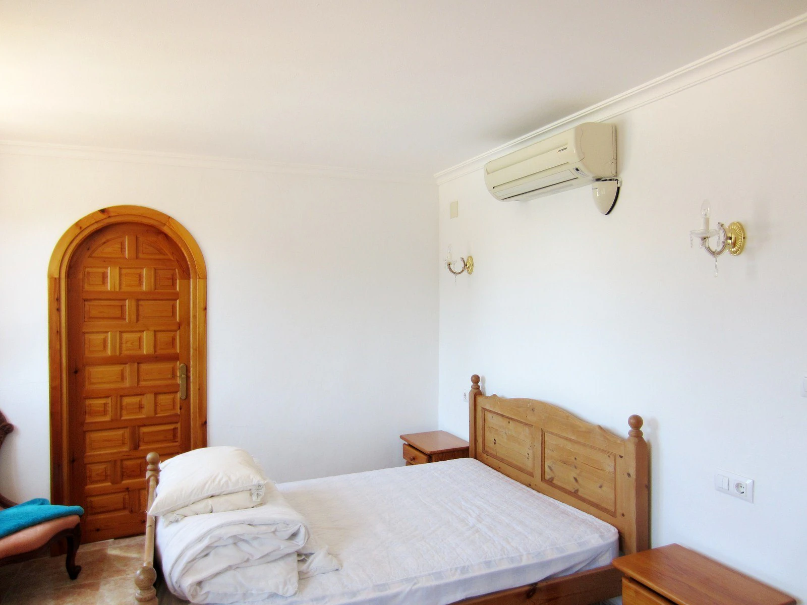 C653 - Preciosa casa de Campo en pueblo pinos.
