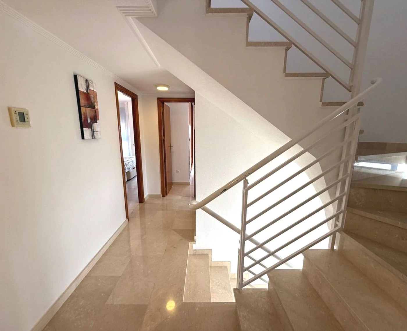 Ático Dúplex de Ensueño en Calpe: Un Balcón Privado al Mediterráneo