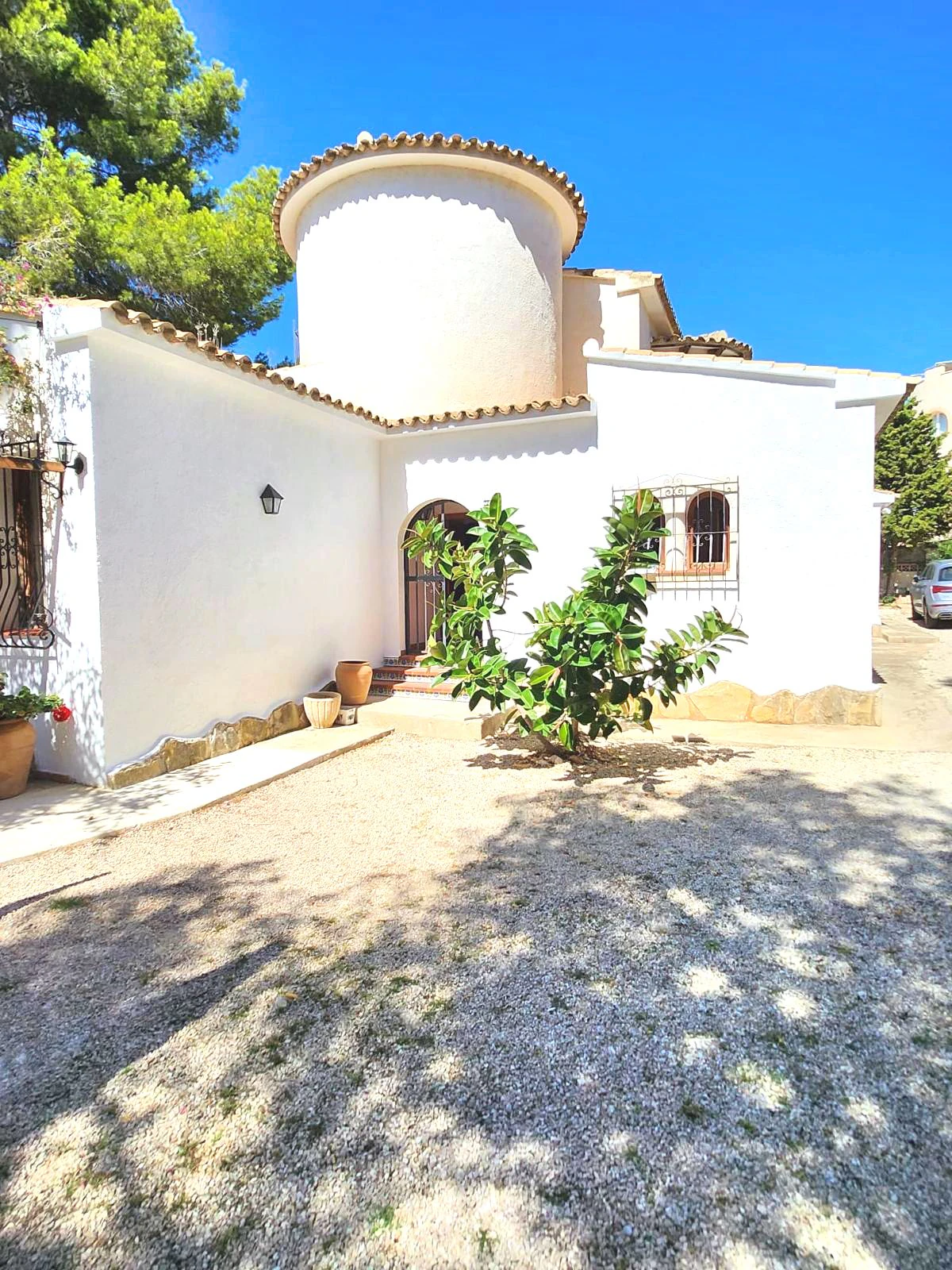 C350 - En zona de Los Pinos Si te identificas con el estilo mediterráneo...Esta es tu casa!!