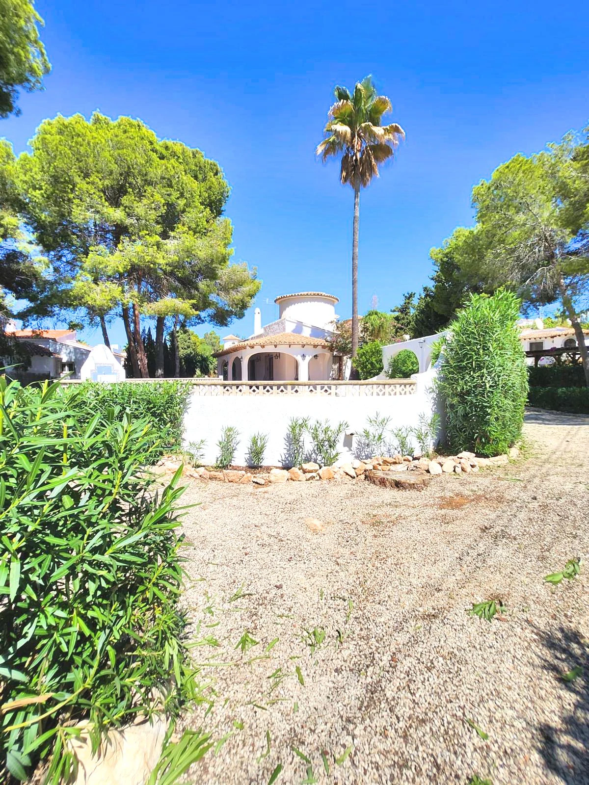 C350 - En zona de Los Pinos Si te identificas con el estilo mediterráneo...Esta es tu casa!!