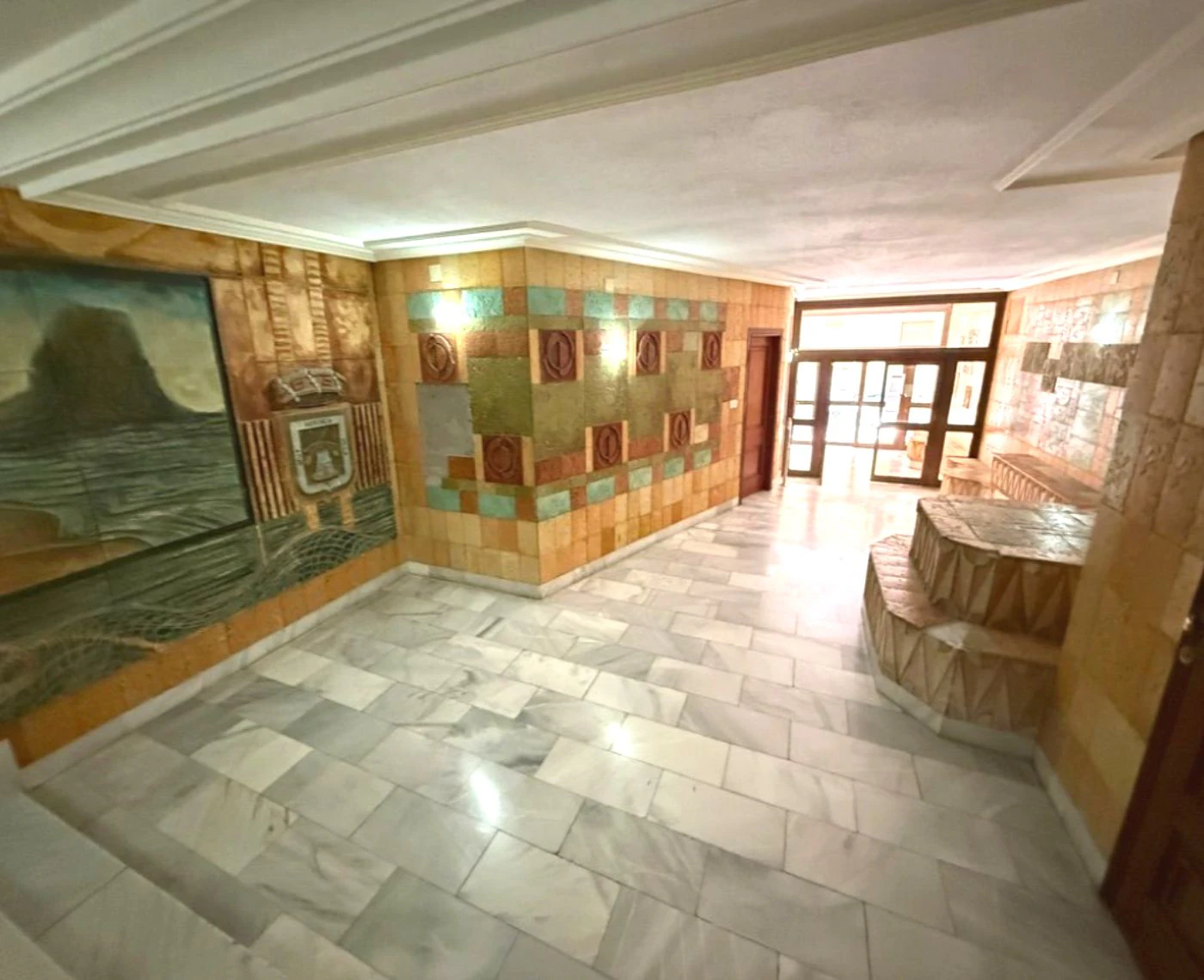 Amplitud y luz en el corazón de Calpe: El hogar perfecto para tu familia