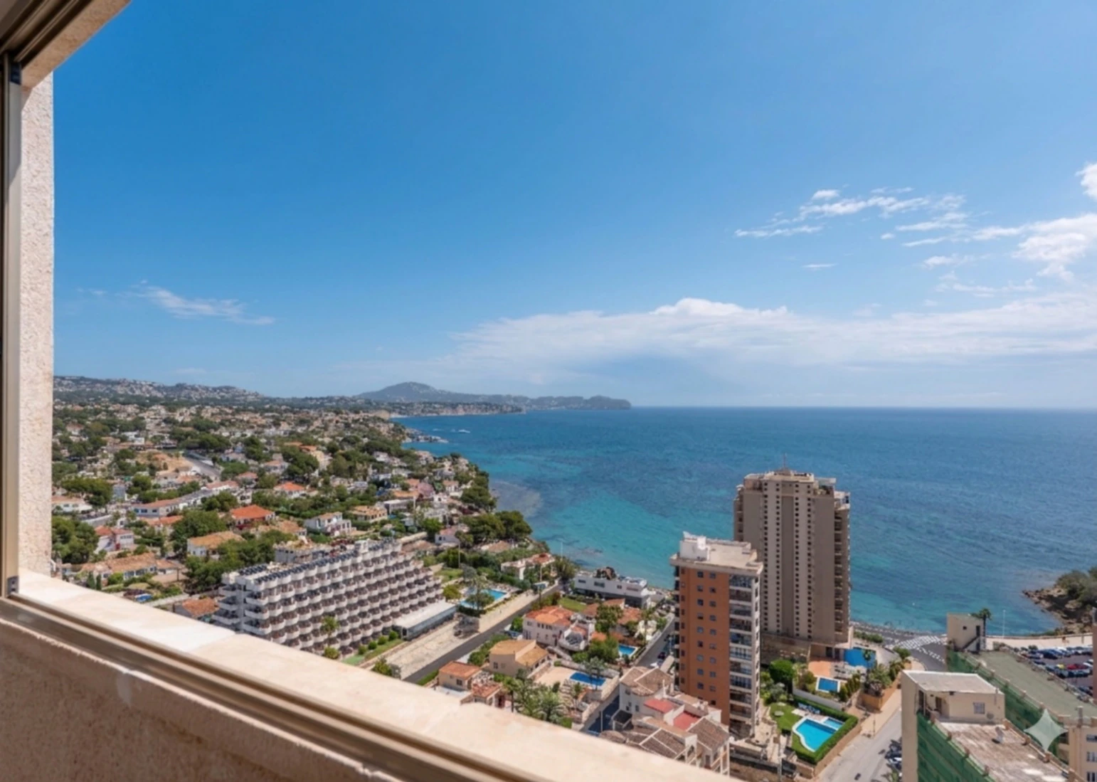 A453 - Impressionnant Penthouse de Plain-Pied avec Vue sur la Mer à 240° – Une Propriété Véritablement Unique à Calpe