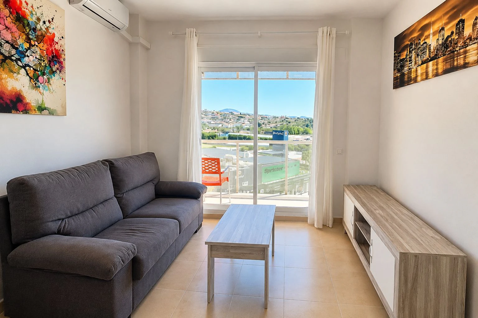 A454 - Lumière, espace et emplacement parfait au cœur de Calpe : la maison idéale pour votre famille