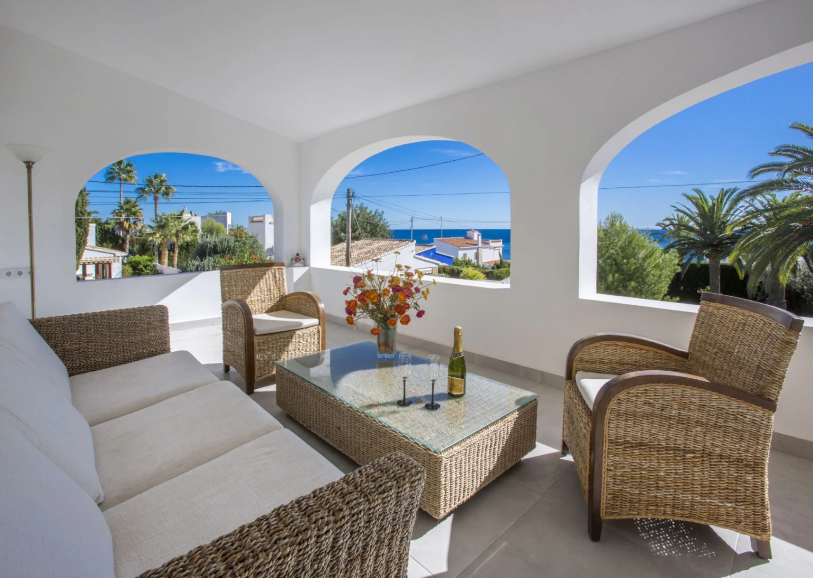 C401C - Villa con vistas magnificas al mar a 100 metros del mar