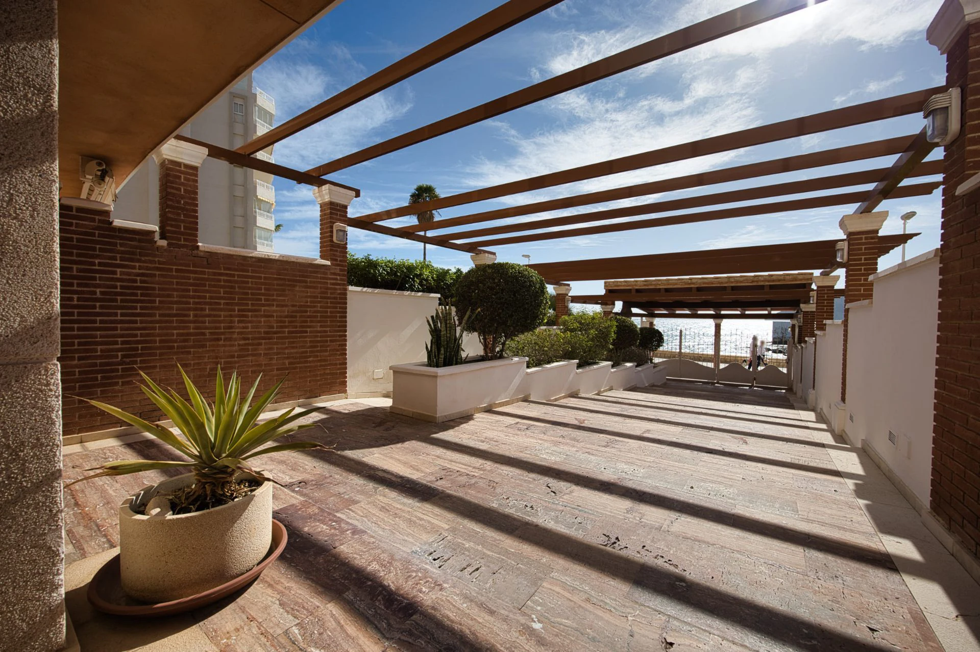 OG1KUDZV3 - ¡Vistas Infinitas al Mediterráneo! En Exclusiva: Apartamento Frontal de Playa en Calpe.