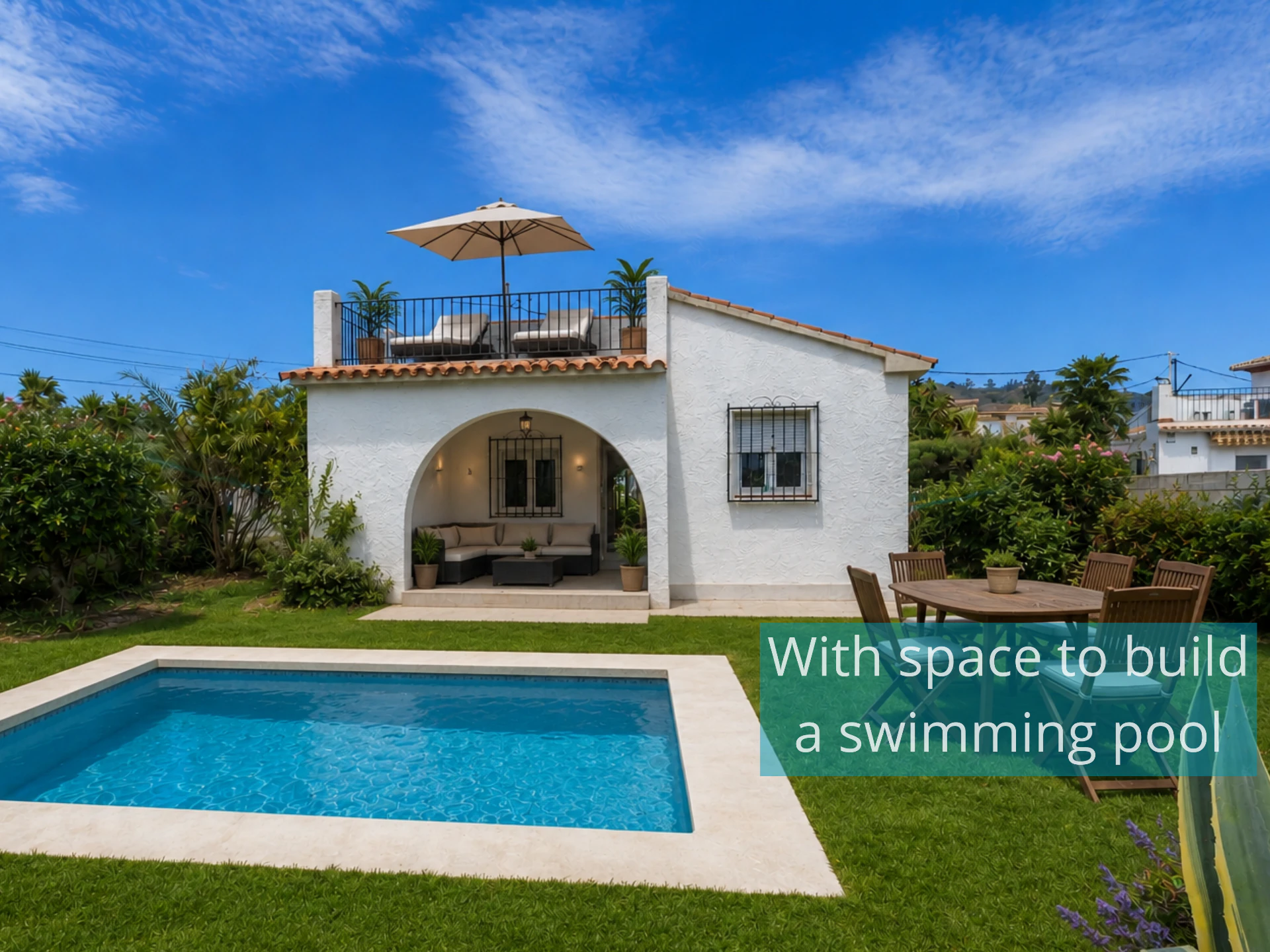 OG1GQHW6M - Oportunidad Única en Calpe: Chalet Independiente con Gran Potencial