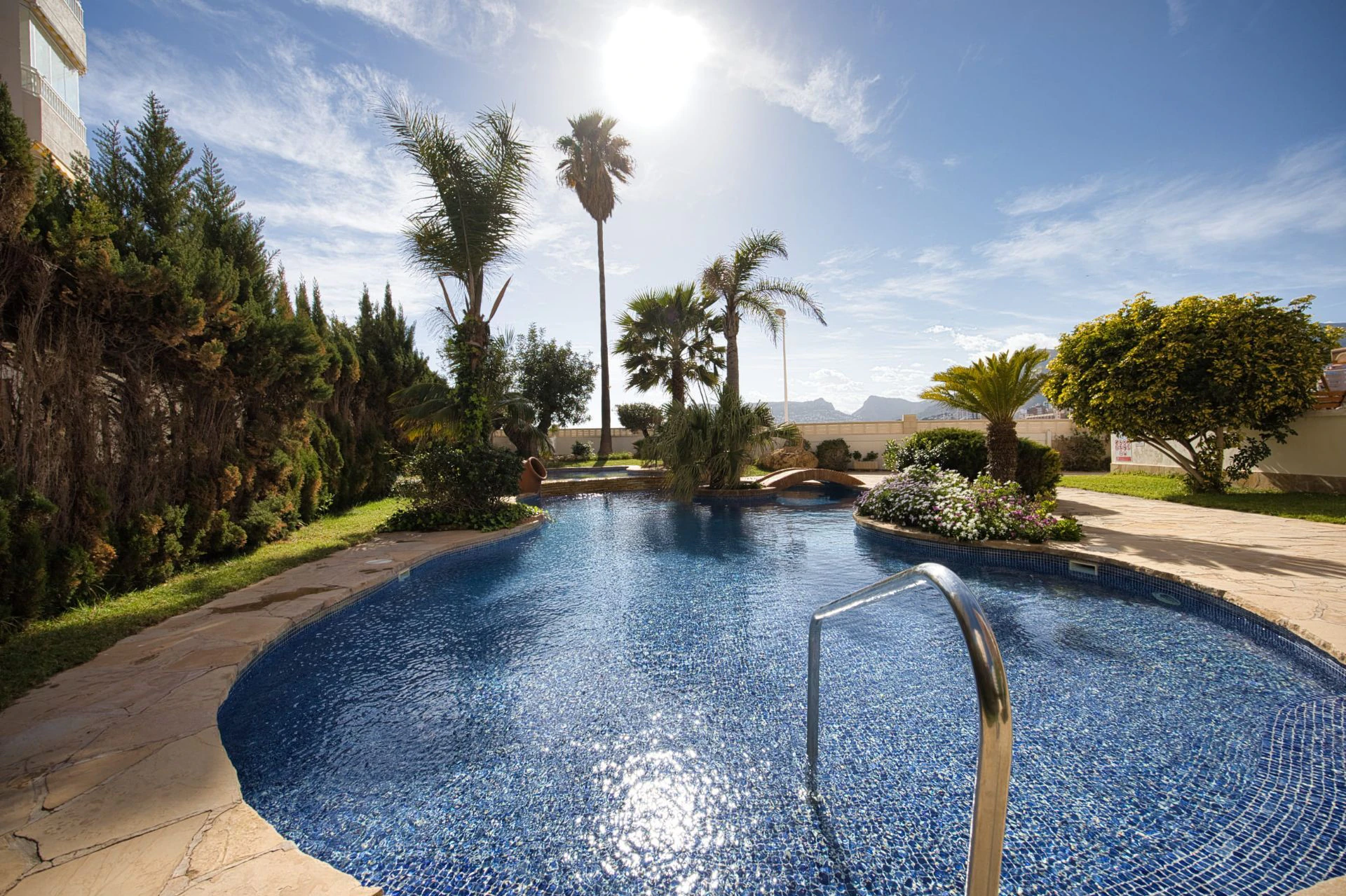 OG1KUDZV3 - ¡Vistas Infinitas al Mediterráneo! En Exclusiva: Apartamento Frontal de Playa en Calpe.
