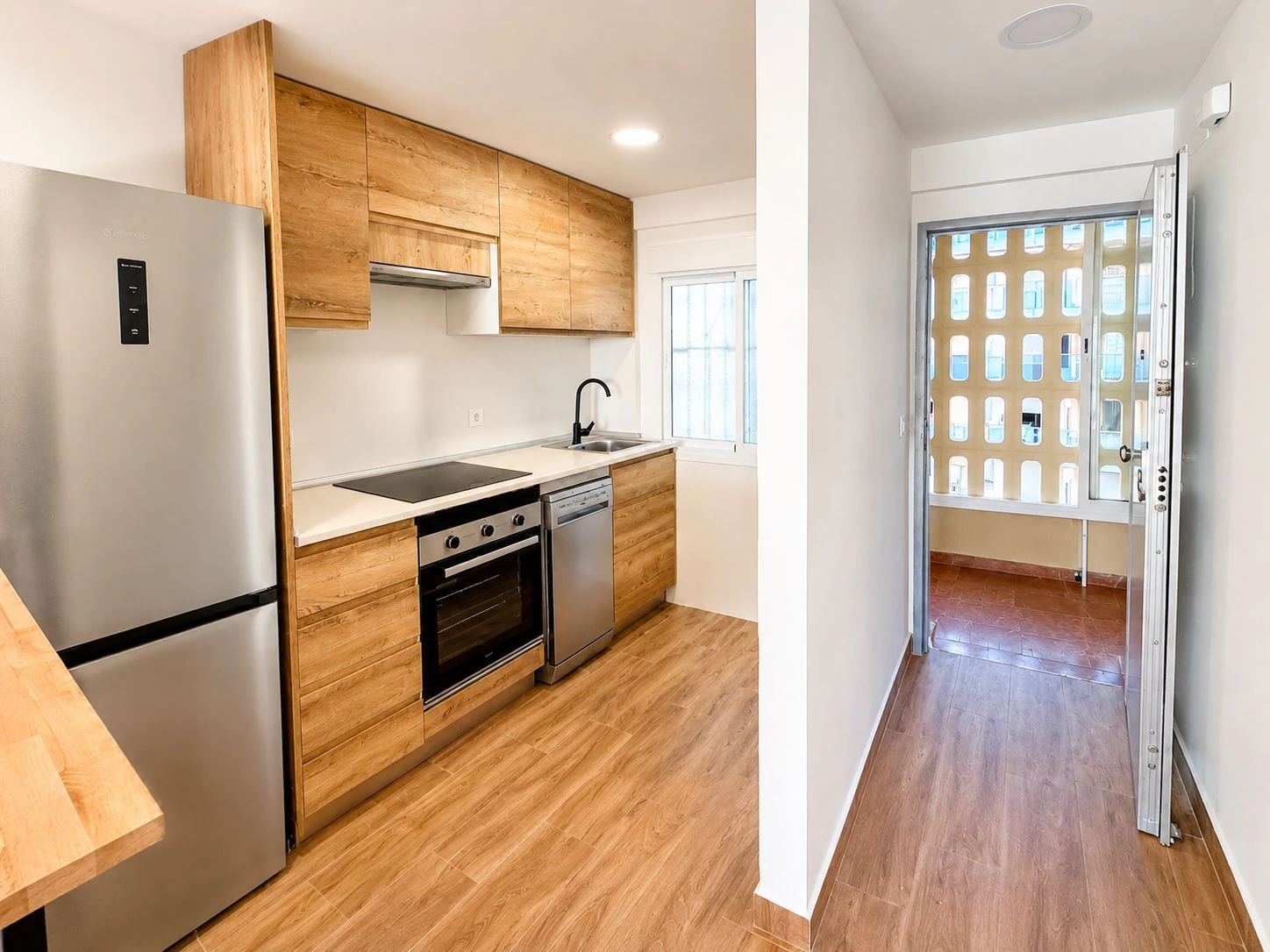 Vive en Calpe: apartamento con terraza y piscina cerca del mar