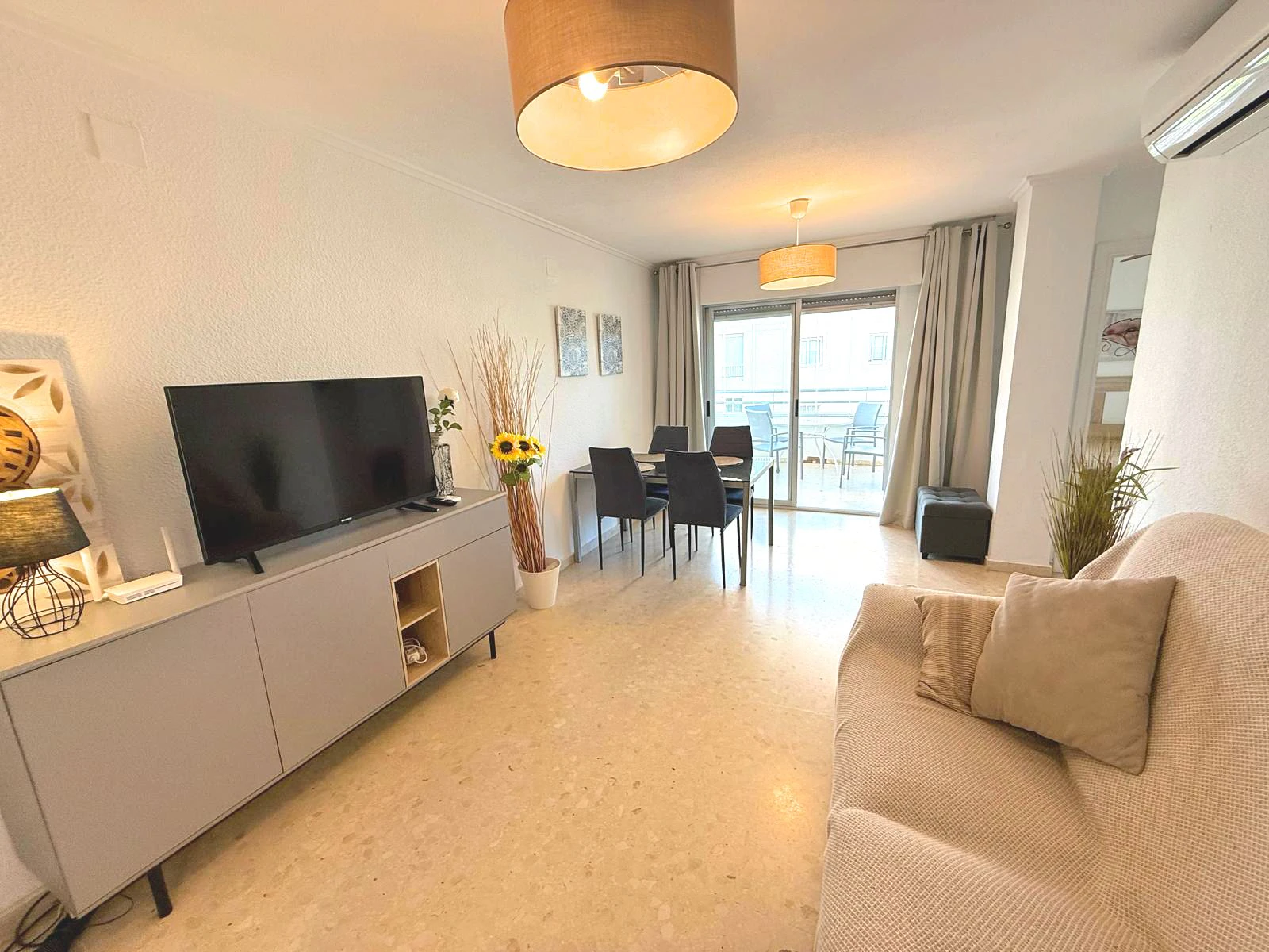 APARTAMENTO SITUADO A 100 METROS DE LA PLAYA