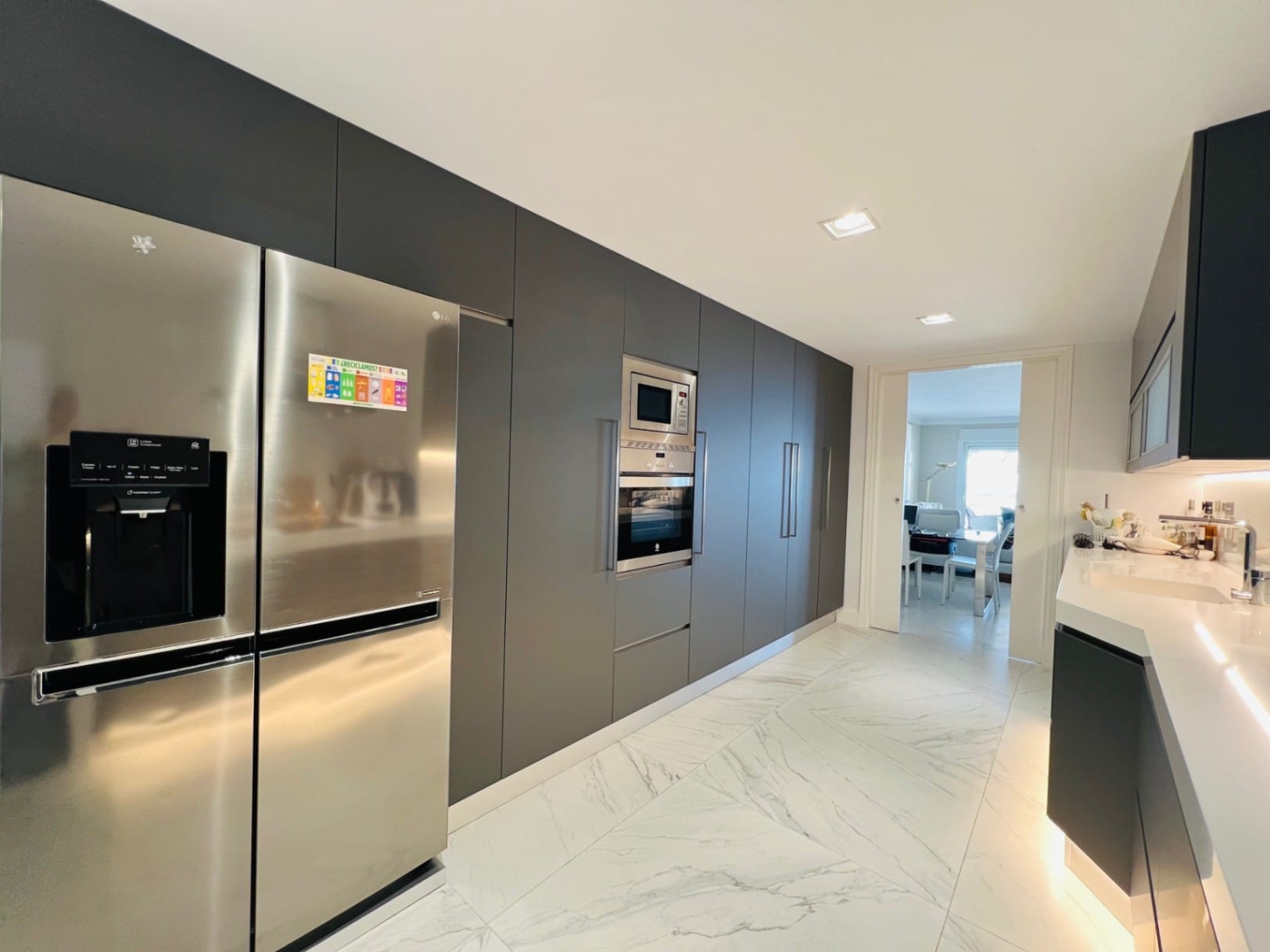 Fantastic apartment on the first line of Altea