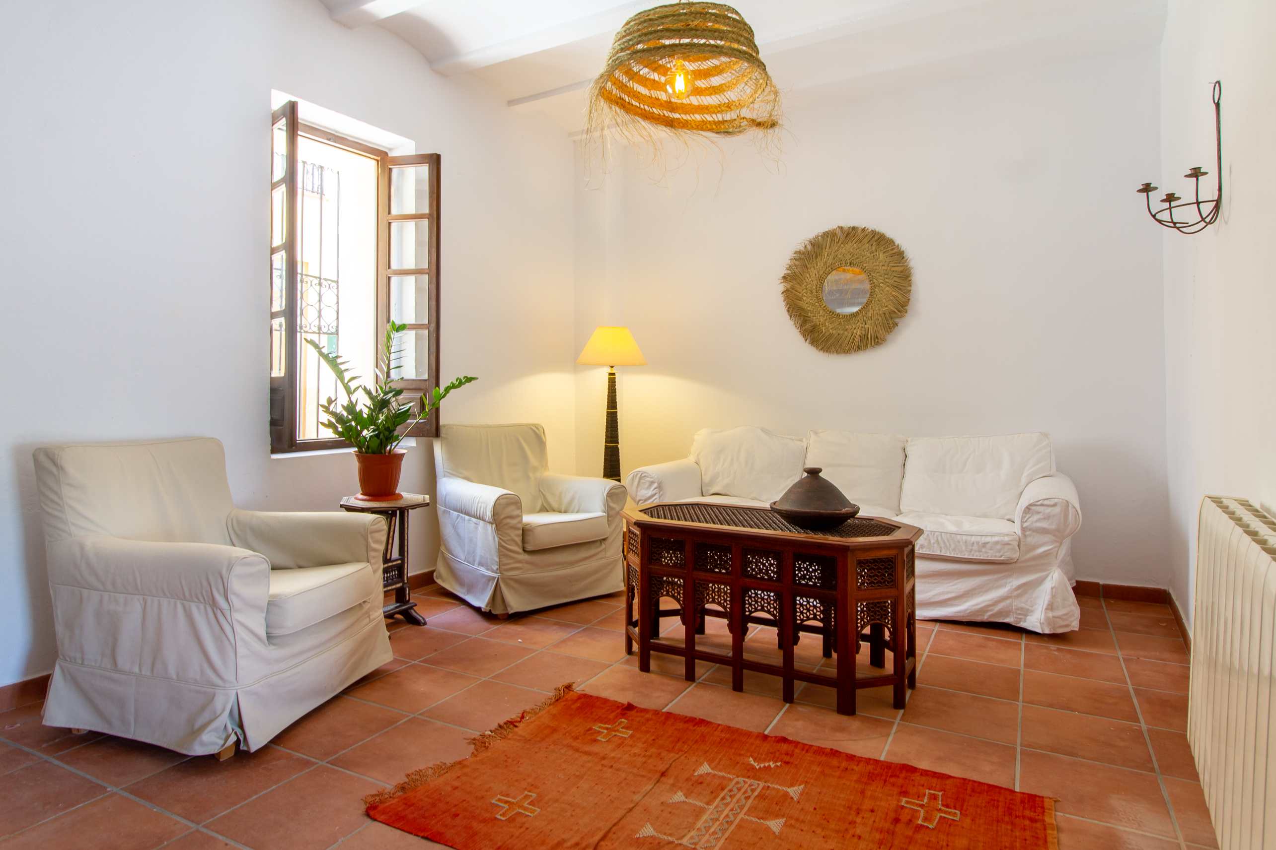 Charming House in the Old Town of Polop: Discover its History and Charm
