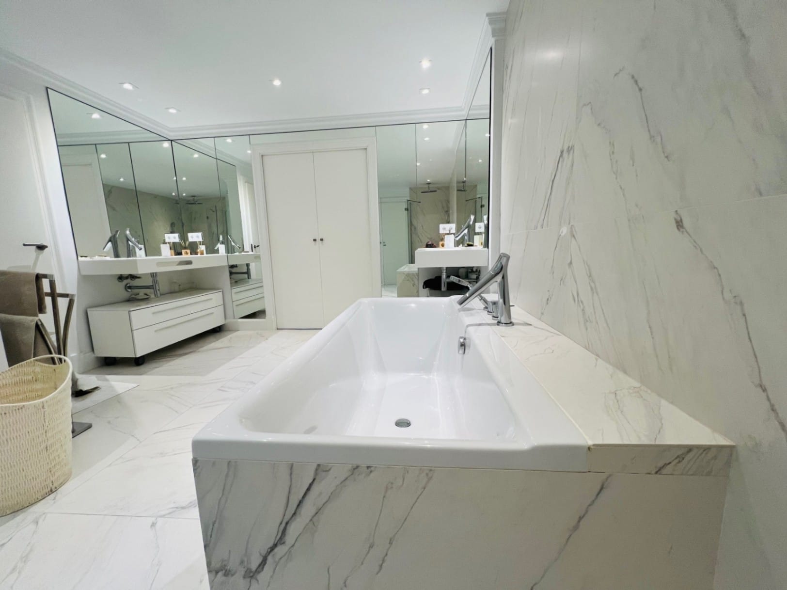 Fantastic apartment on the first line of Altea