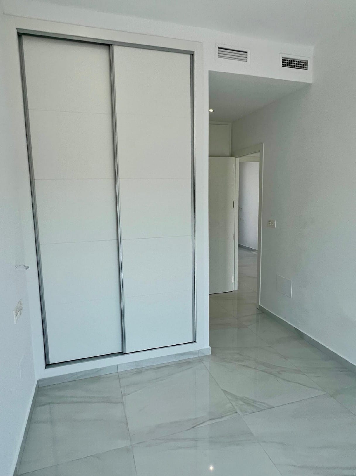 Semi-detached villa with private pool, terrace and solarium, 3 bedrooms, 3 bathrooms in Polop-LAST PROPERTY AVAILABLE, READY TO MOVE IN!!!