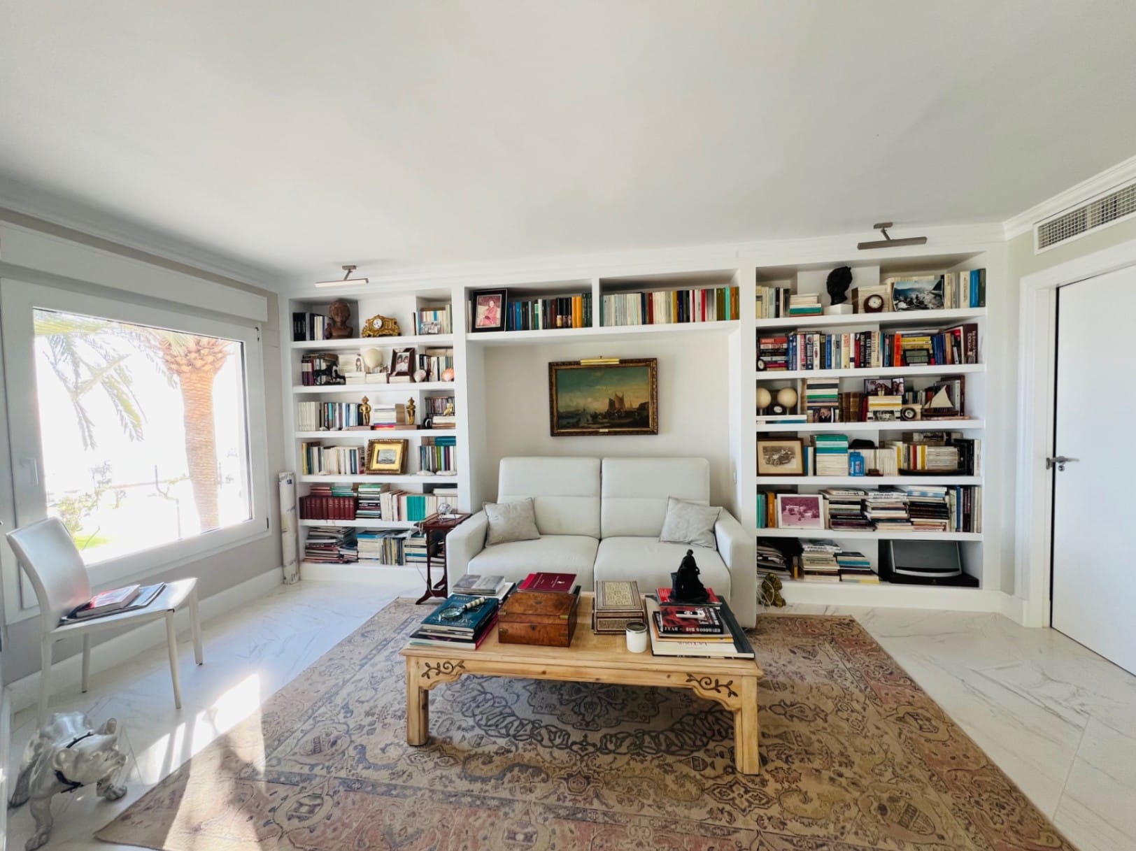 Fantastic apartment on the first line of Altea