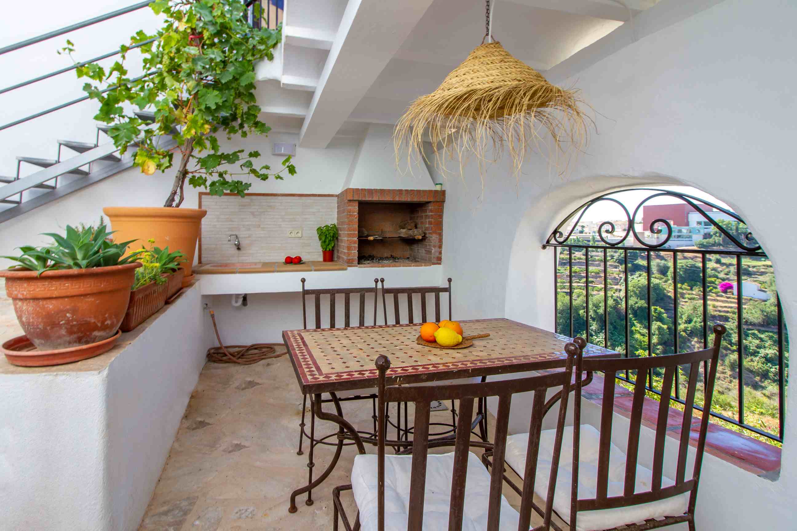 Charming House in the Old Town of Polop: Discover its History and Charm