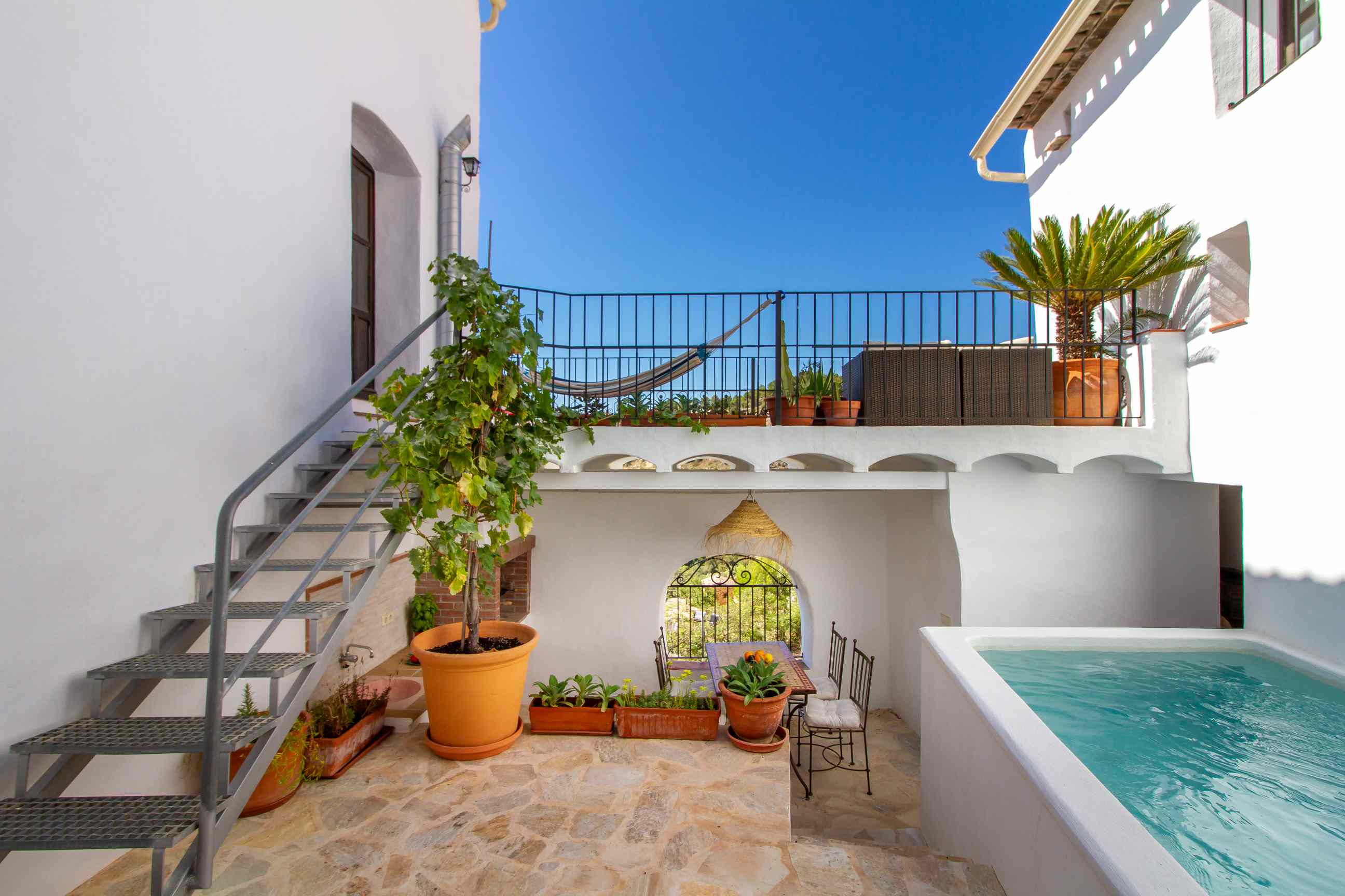 Charming House in the Old Town of Polop: Discover its History and Charm
