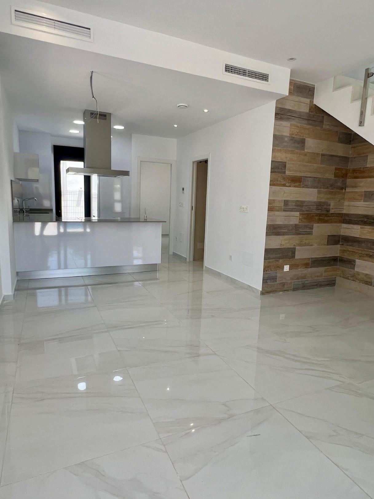 Semi-detached villa with private pool, terrace and solarium, 3 bedrooms, 3 bathrooms in Polop-LAST PROPERTY AVAILABLE, READY TO MOVE IN!!!