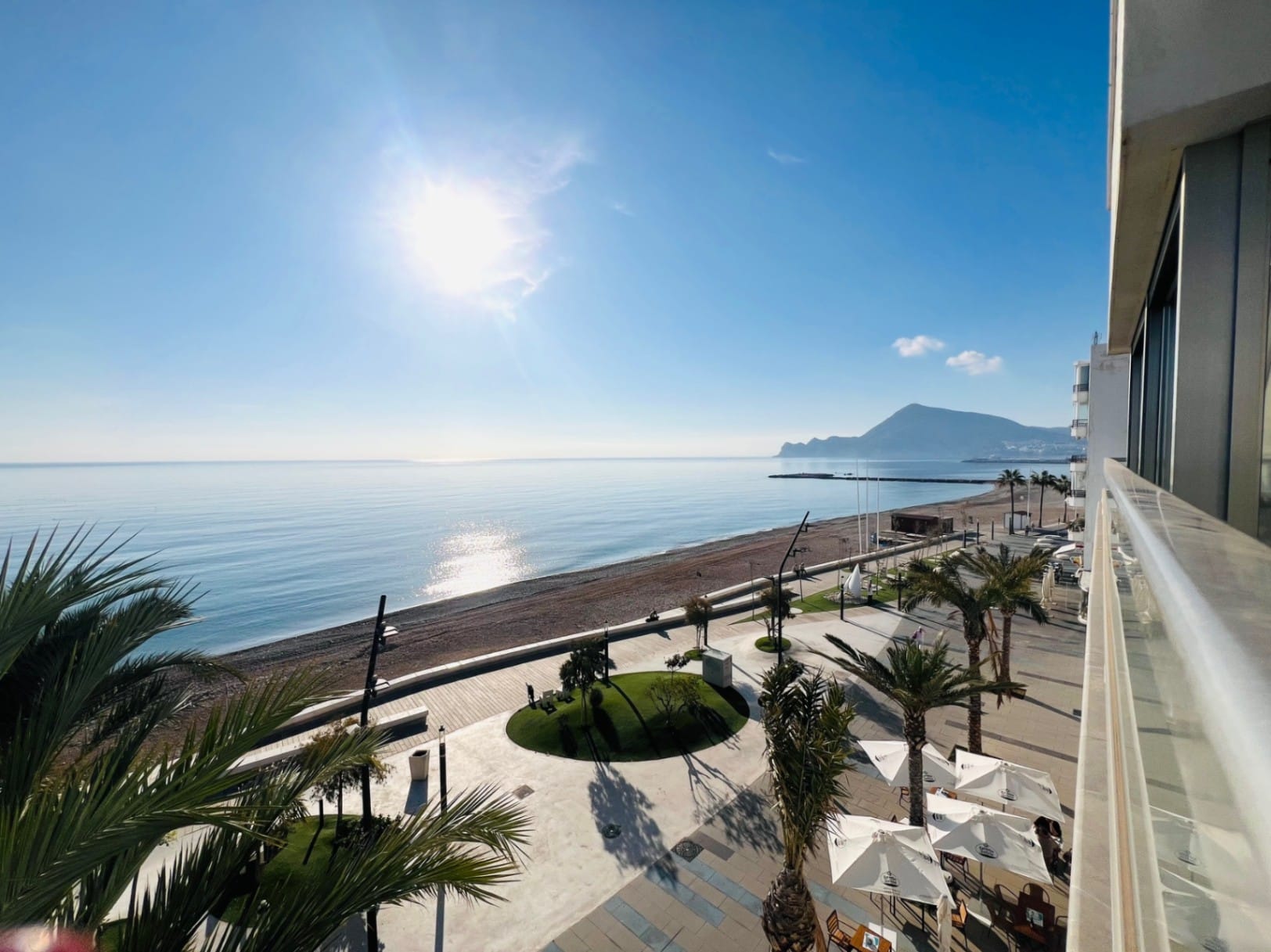 Spectacular apartment on the first line of Altea