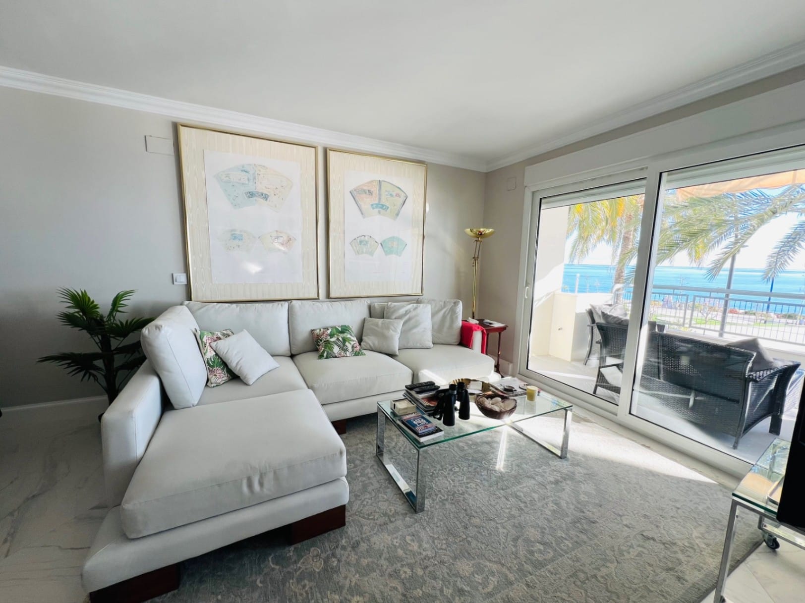 Fantastic apartment on the first line of Altea