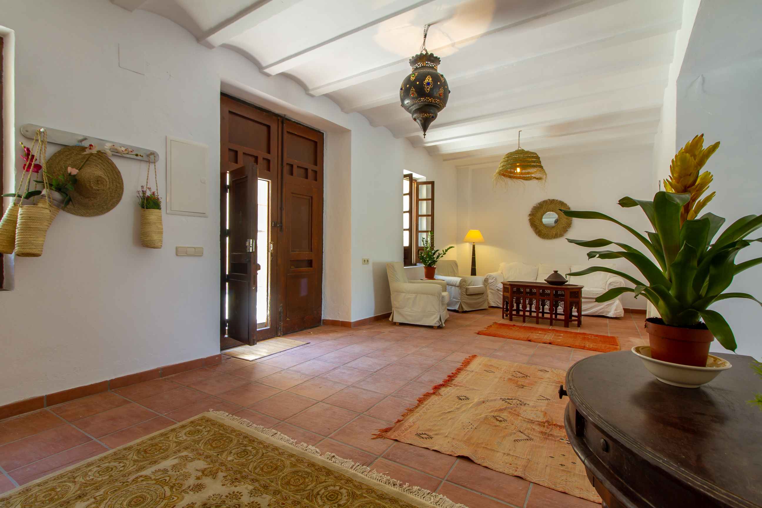 Charming House in the Old Town of Polop: Discover its History and Charm