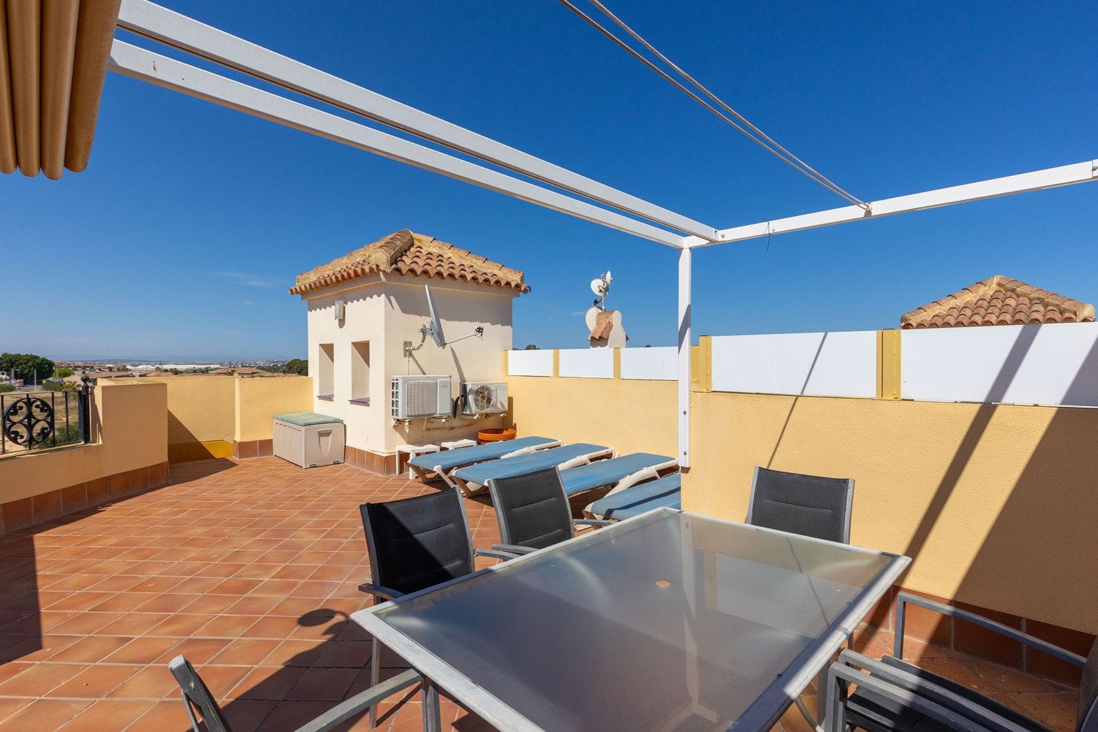 Penthouse with private solarium in Punta Marina, Los Altos, Torrevieja