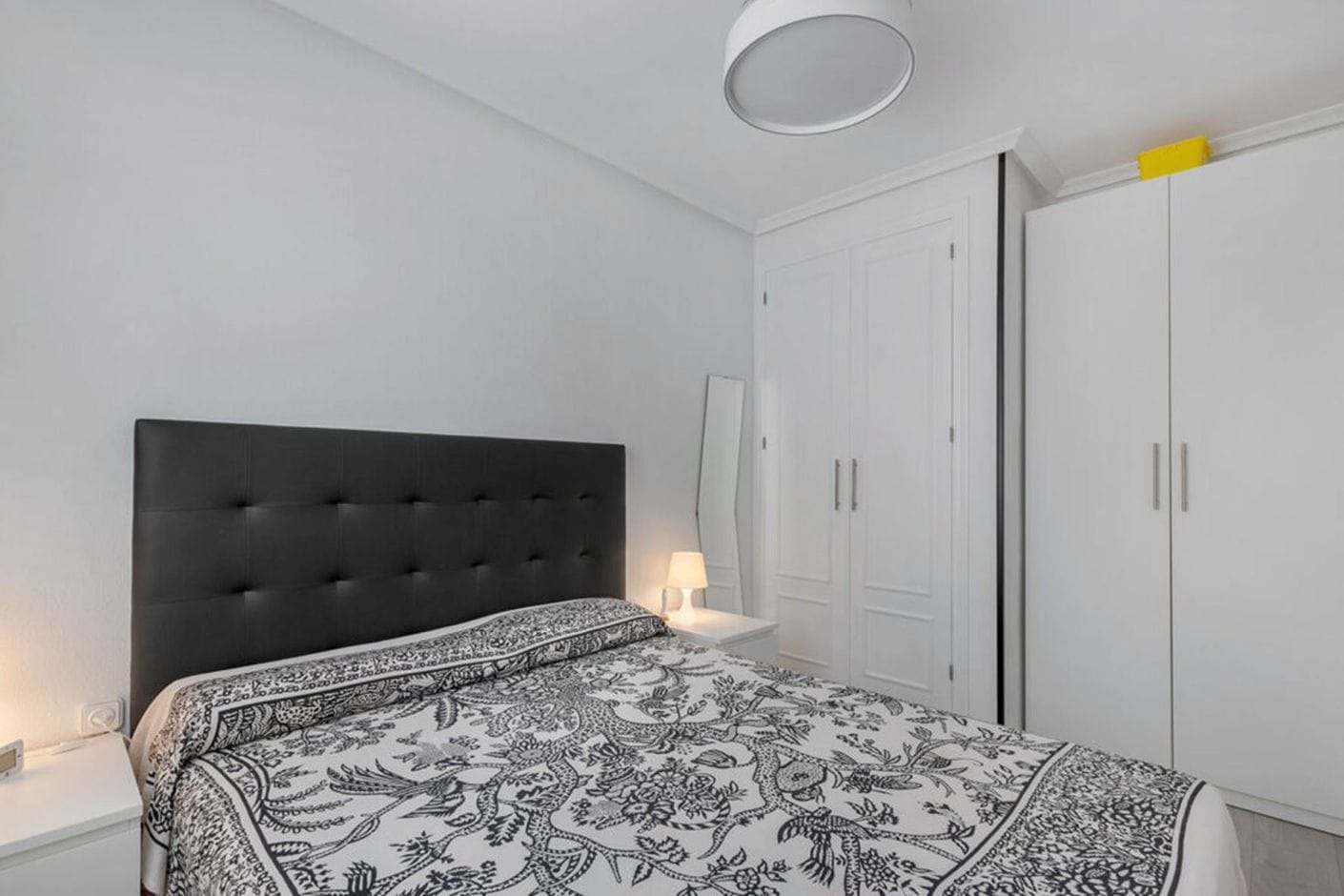 Apartment for Sale in Viñamar V, 200 m from La Mata Beach , Torrevieja